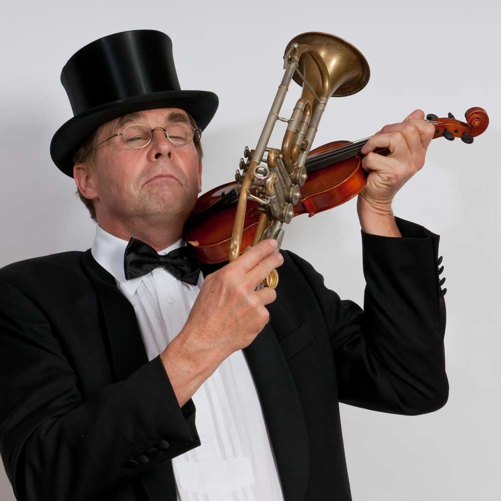 wilfried-vom-ammersee-als-karl-valentin_0013 Wilfried vom Ammersee als Karl Valentin mit Geige und Trompete